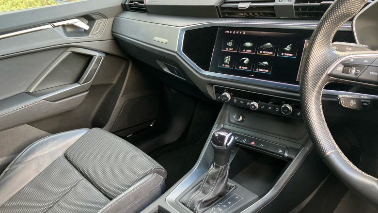 Audi Q3 35 TFSI S Line 5dr S Tronic Petrol Estate